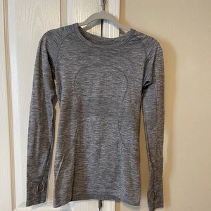 Lululemon gray swiftly long sleeve